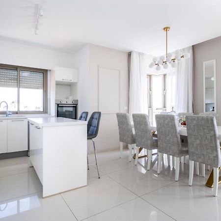 Luxury Three-Bedroom/Terrace Over Old City View Jerusalem Exterior photo