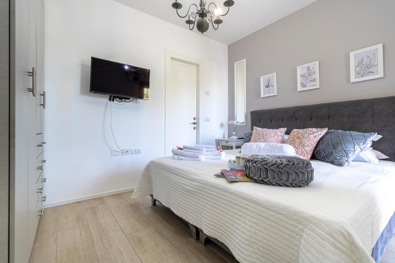 Luxury Three-Bedroom/Terrace Over Old City View Jerusalem Exterior photo