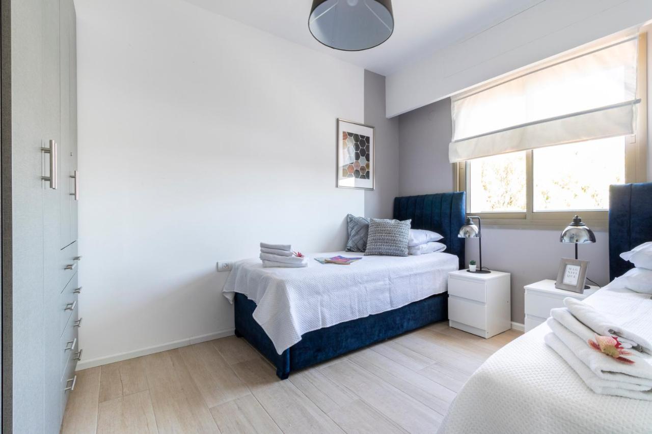 Luxury Three-Bedroom/Terrace Over Old City View Jerusalem Exterior photo